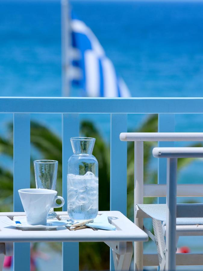 Blue Harmony Hotel Kini Exterior foto